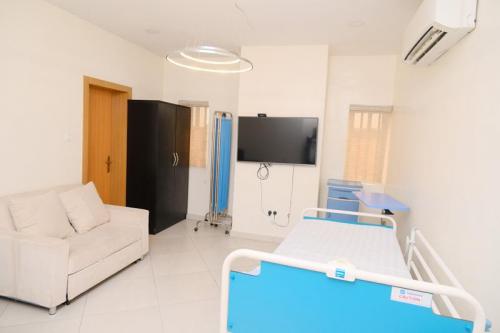 CedarcareHospital DSC 10113